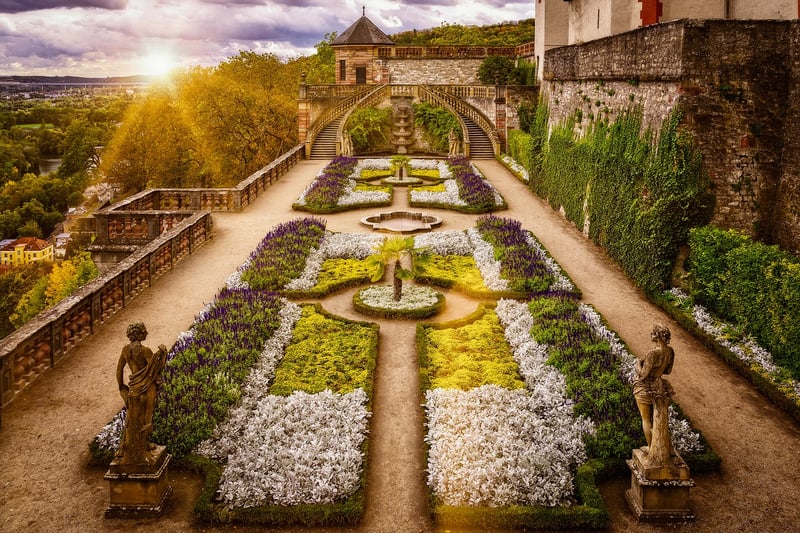 Vertical Gardens